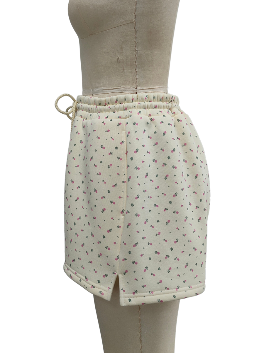 Blank Toasted Cream Roses Shorts