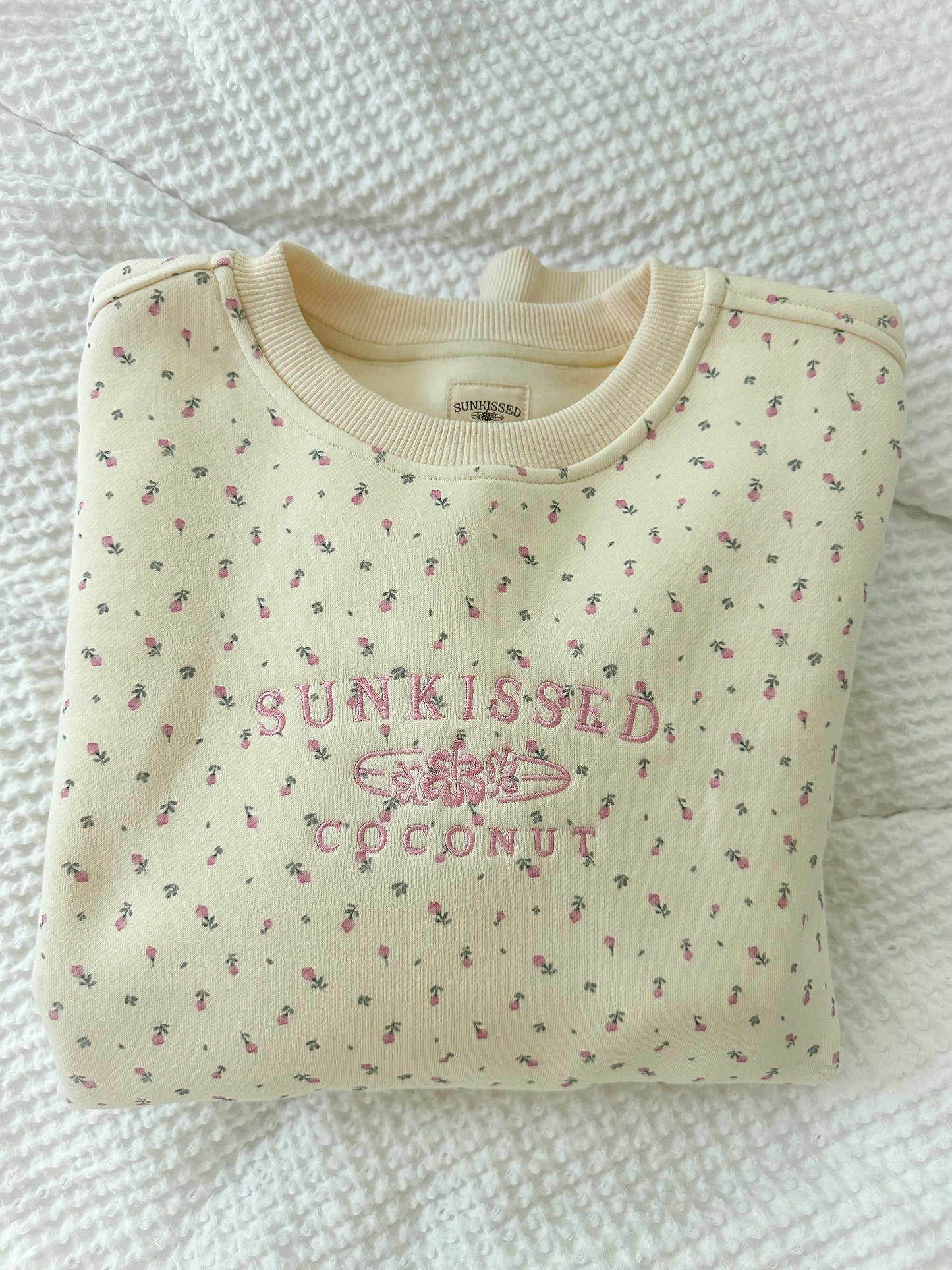 Toasted Cream Roses Floral Sunkissed Sweatshirt