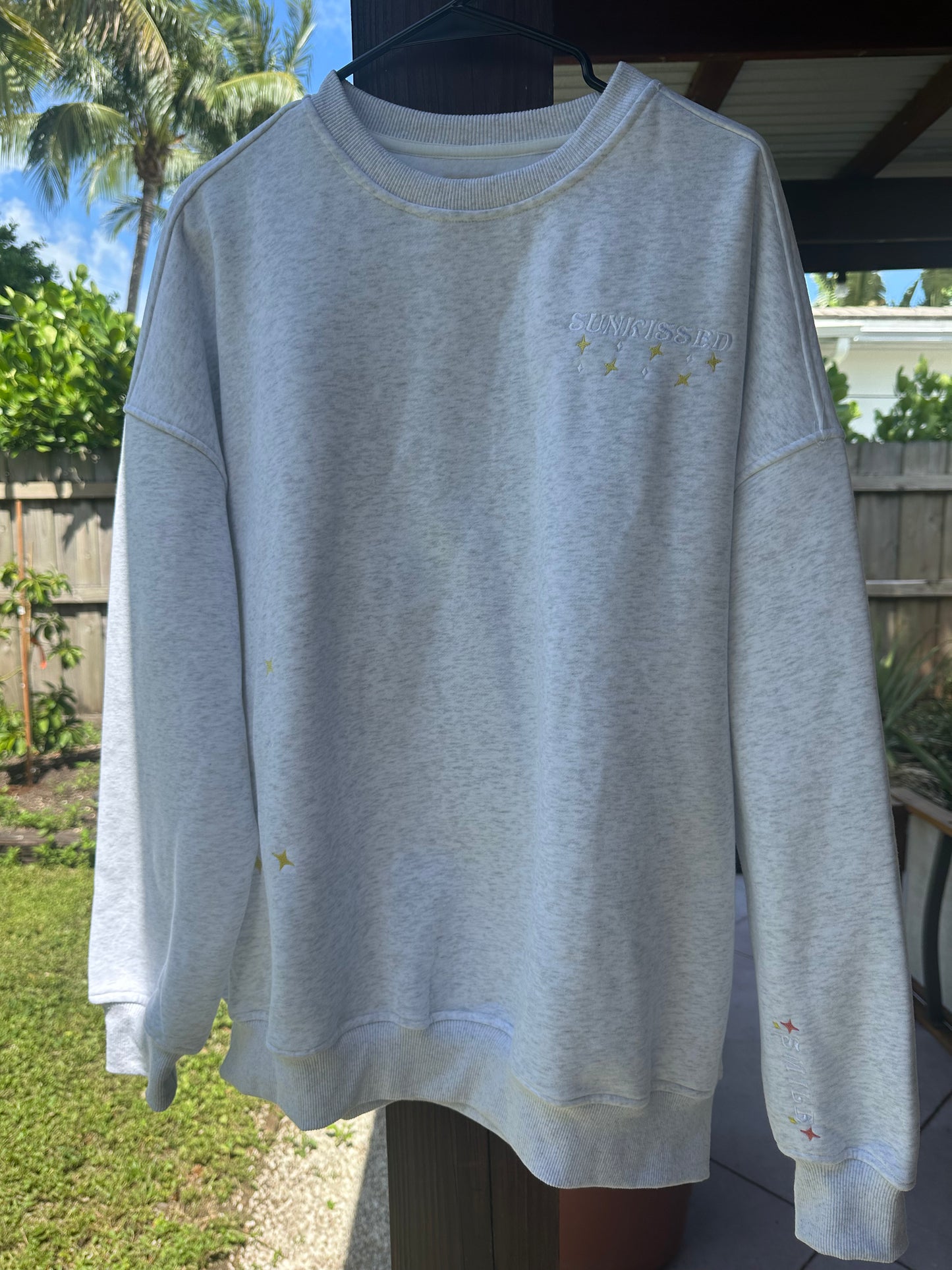 TRADESHOW Pearl Grey Embroider Van Star Sweatshirt
