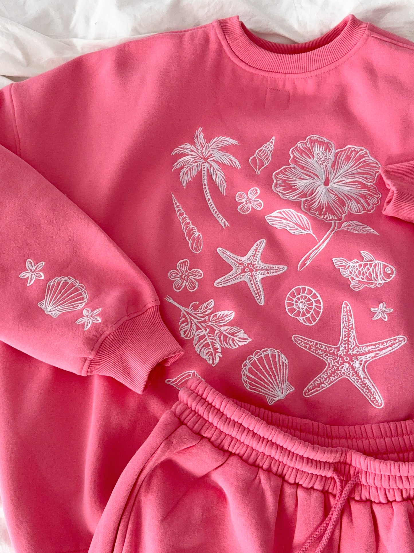 Hibiscus Pink Tropical Embroider Sweatshirt