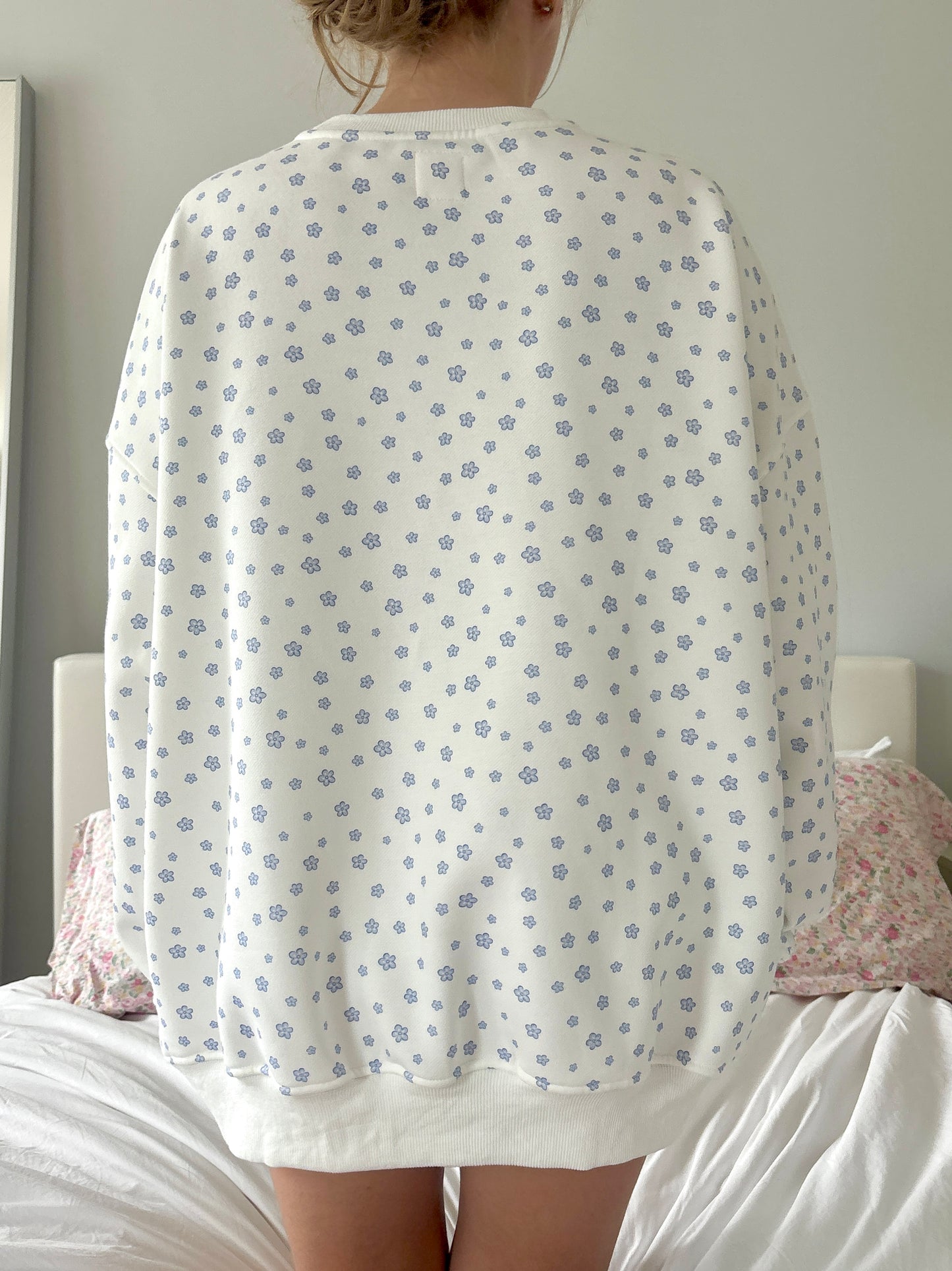 White Lilo Blue Floral Sweatshirt