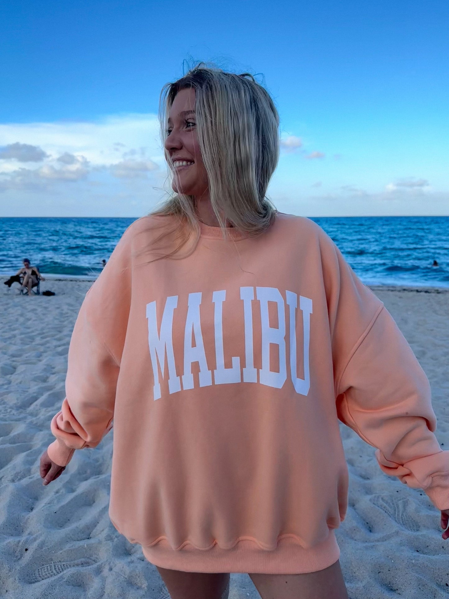 Malibu Graphic Sweatshirt