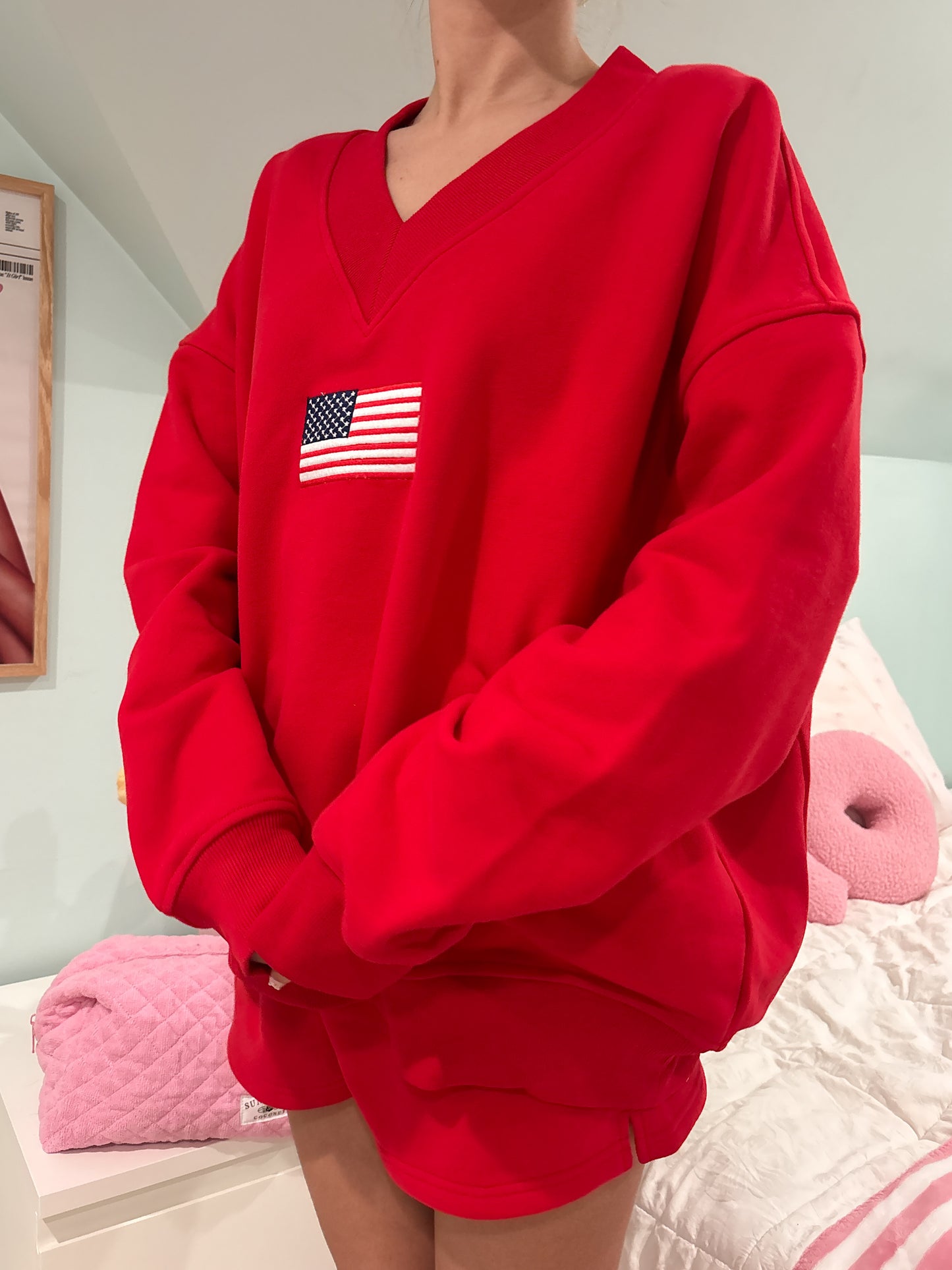 Red American Flag Embroider V-Neck Sweatshirt