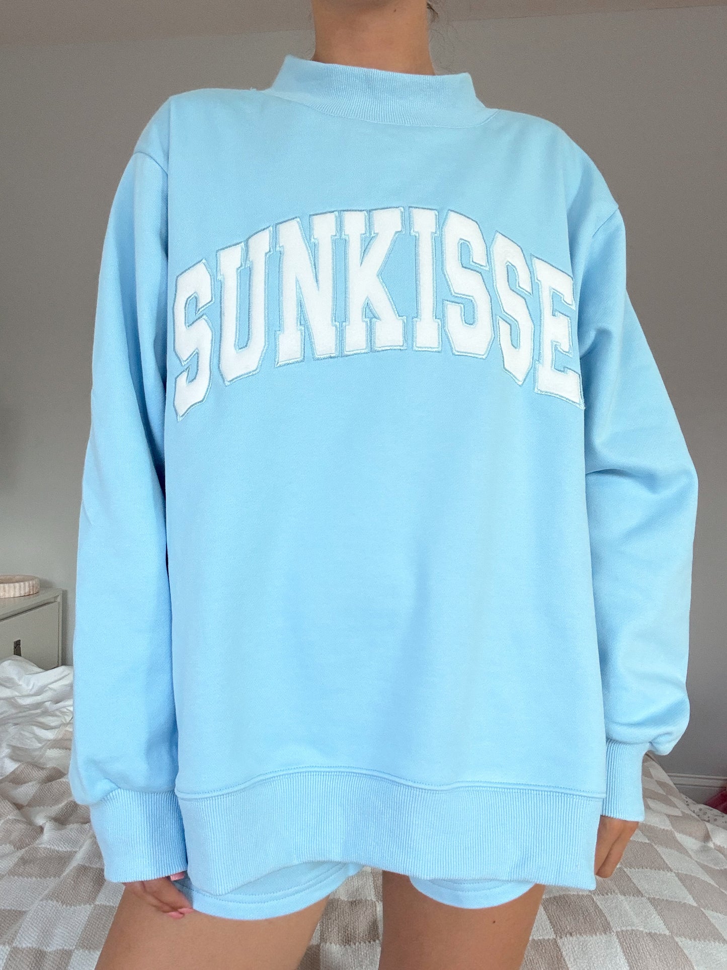 TRADESHOW Berry Blue Varsity Sunkissed Embroidered Mockneck Sweatshirt 100% Cotton