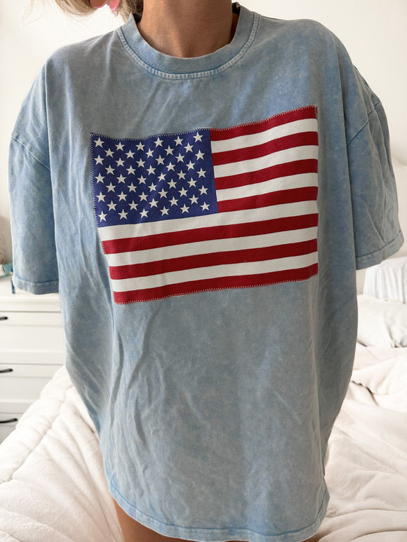 AMERICAN FLAG EMBROIDER FABRIC TEE