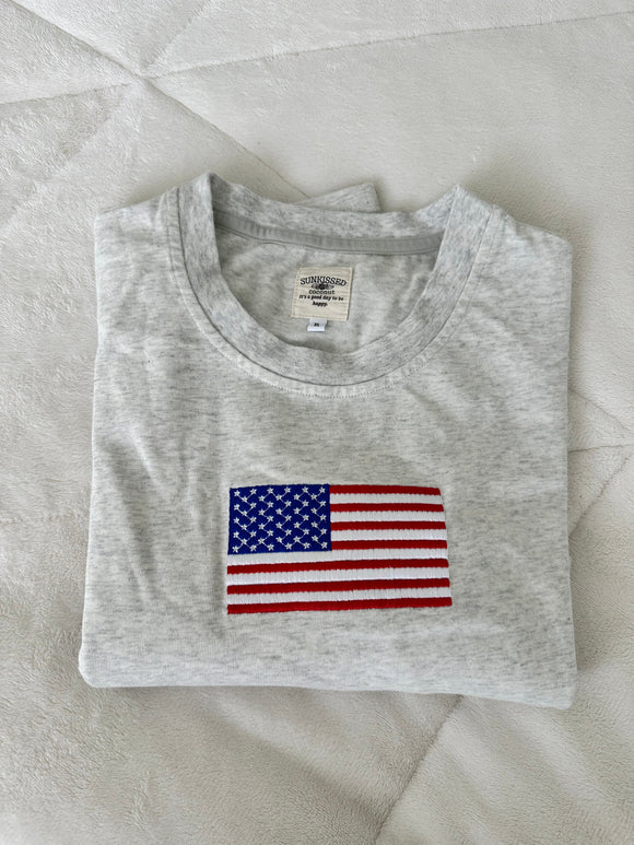 AMERICAN FLAG EMBROIDER TEE